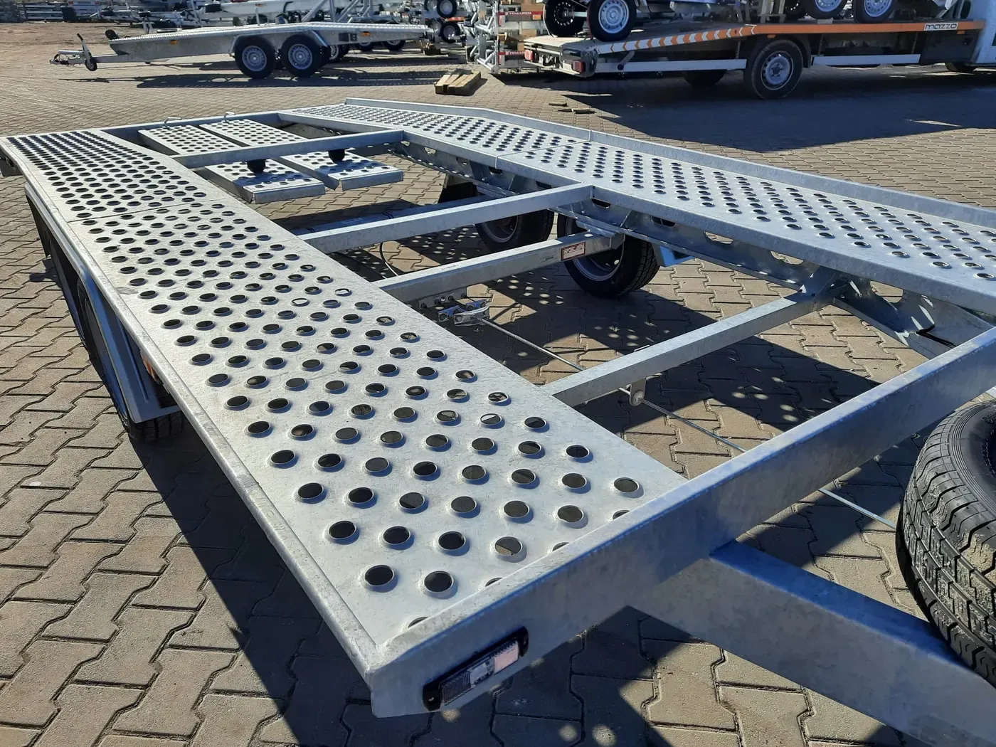Taurus Premium – 2.700 / 3.000kg — 2
