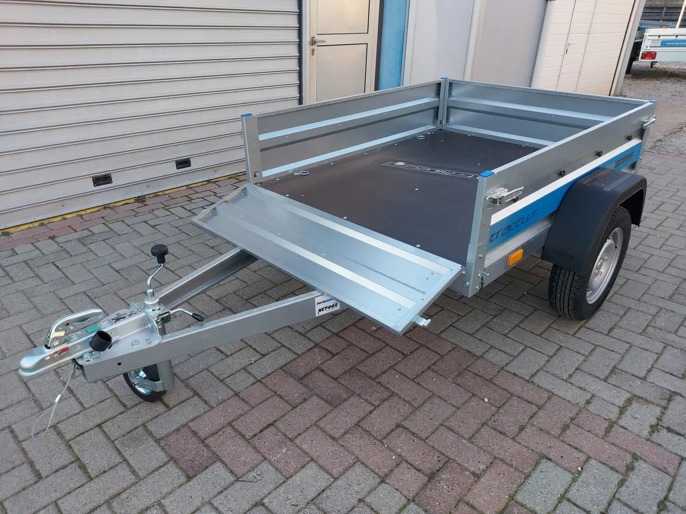 Tractus Mini 1 — 3